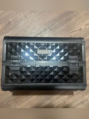 SHANY Fantasy Collection Black Makeup Train Case Cosmetic Organizer Box